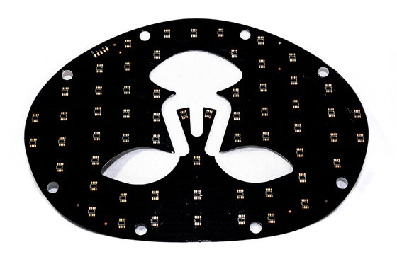 주문 정밀 SMT 및 유연 PCB 제조 고급 LED 조명 마스크 패널 신뢰할 수있는 LED 뷰티 마스크 안정적인 성능을 보장하는 인쇄 회로 보드 의료 인증 IATF16949 GB/T SMT online manufacture